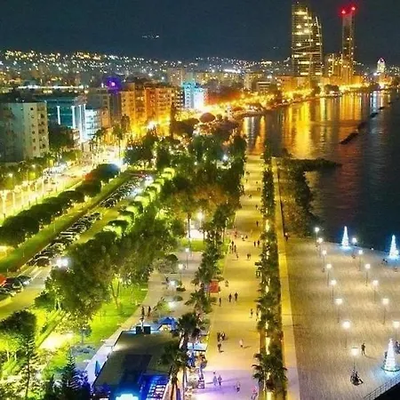 Luxury Seafront 2 Bedroom Lemesos