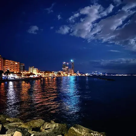 公寓 Luxury Seafront 2 Bedroom