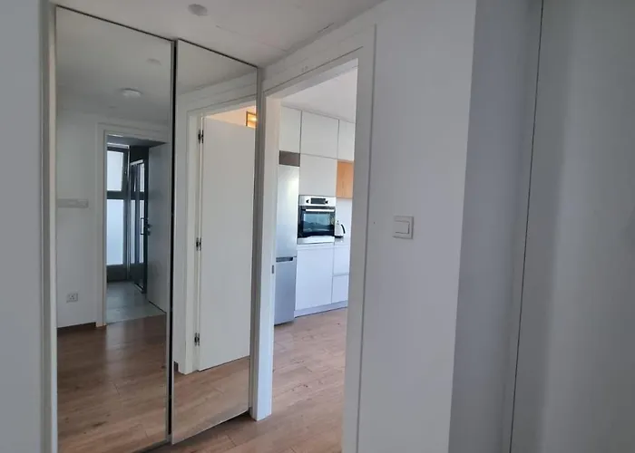 Lägenhet Luxury Seafront 2 Bedroom