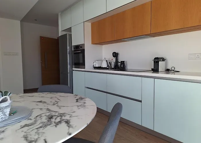 Luxury Seafront 2 Bedroom